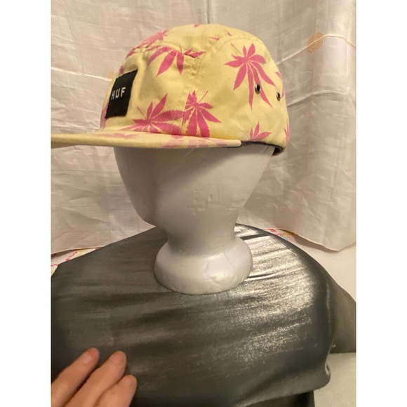 HUF Black Box Cap/Hat, Adjustable Strap back. Yellow/Pink Marijuana Pattern. - Picture 2 of 12